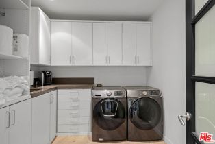 Single Family Residence, 455 Castle pl, Beverly Hills, CA 90210 - 39