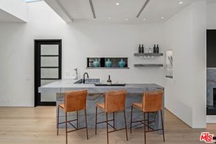 Single Family Residence, 455 Castle pl, Beverly Hills, CA 90210 - 13