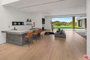 Single Family Residence, 455 Castle pl, Beverly Hills, CA 90210 - 10