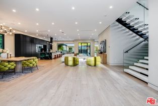 Single Family Residence, 1024 Orlando ave, West Hollywood , CA 90069 - 4