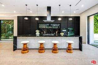 Single Family Residence, 1024 Orlando ave, West Hollywood , CA 90069 - 8