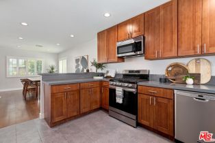 Single Family Residence, 11201 Segrell way, Culver City, CA 90230 - 18