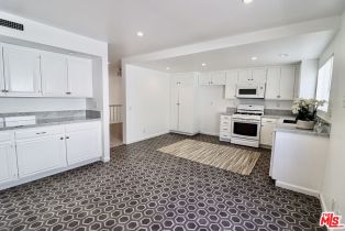 Condominium, 17132 Palisades cir, Pacific Palisades, CA 90272 - 10