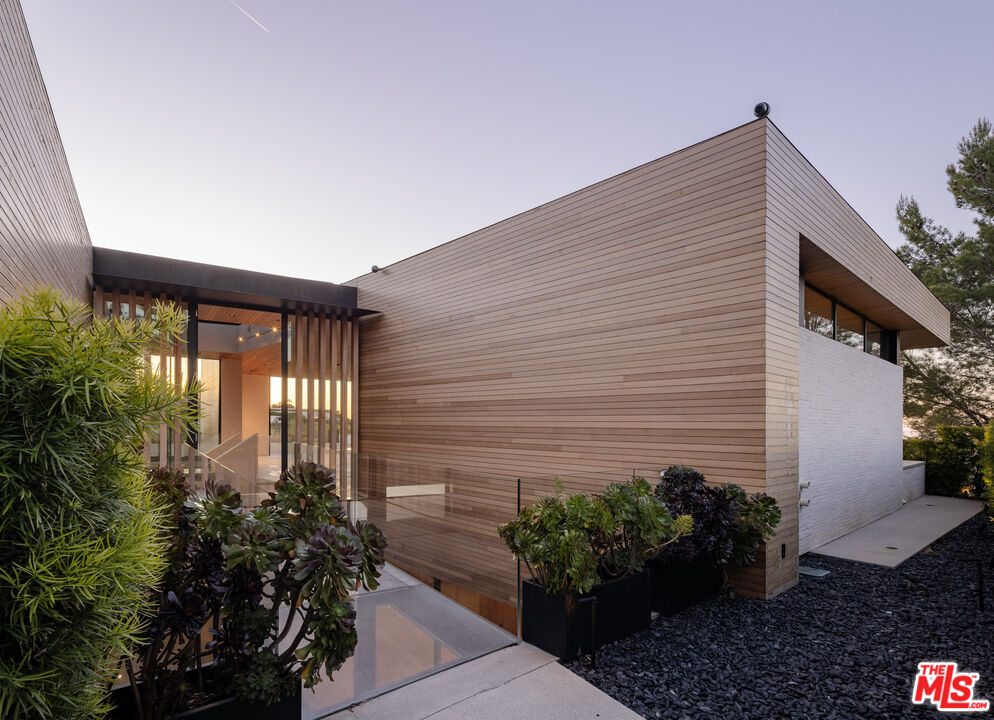 Single Family Residence, 1520 Carla rdg, Beverly Hills, CA 90210 - 1