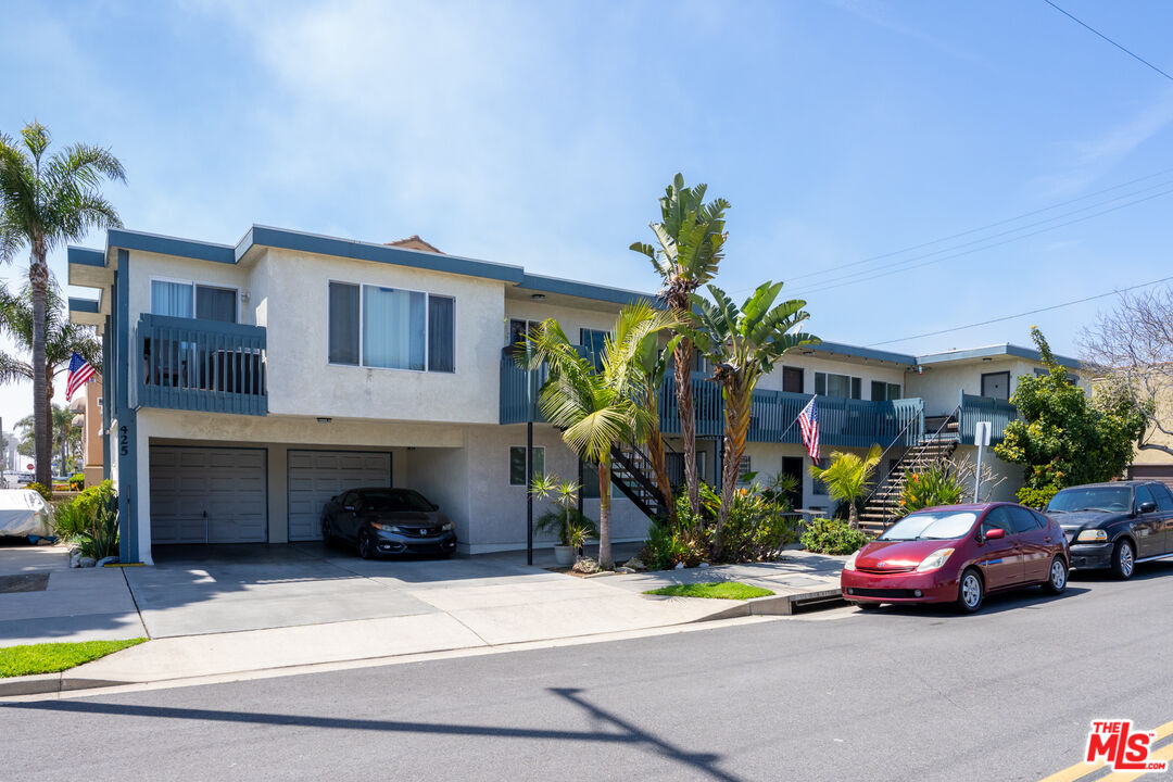 Residential Income, 425 13th st, Huntington Beach, CA 92648 - 1