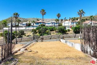 , 1630 Chastain pkwy, Pacific Palisades, CA 90272 - 3