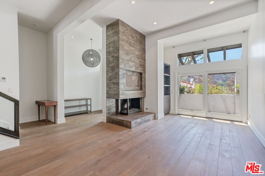 Condominium, 1575 Michael ln, Pacific Palisades, CA 90272 - 1