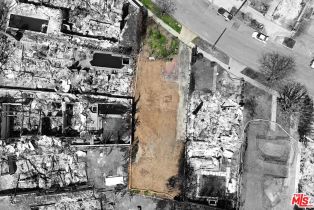 , 320 Mount Holyoke ave, Pacific Palisades, CA 90272 - 4