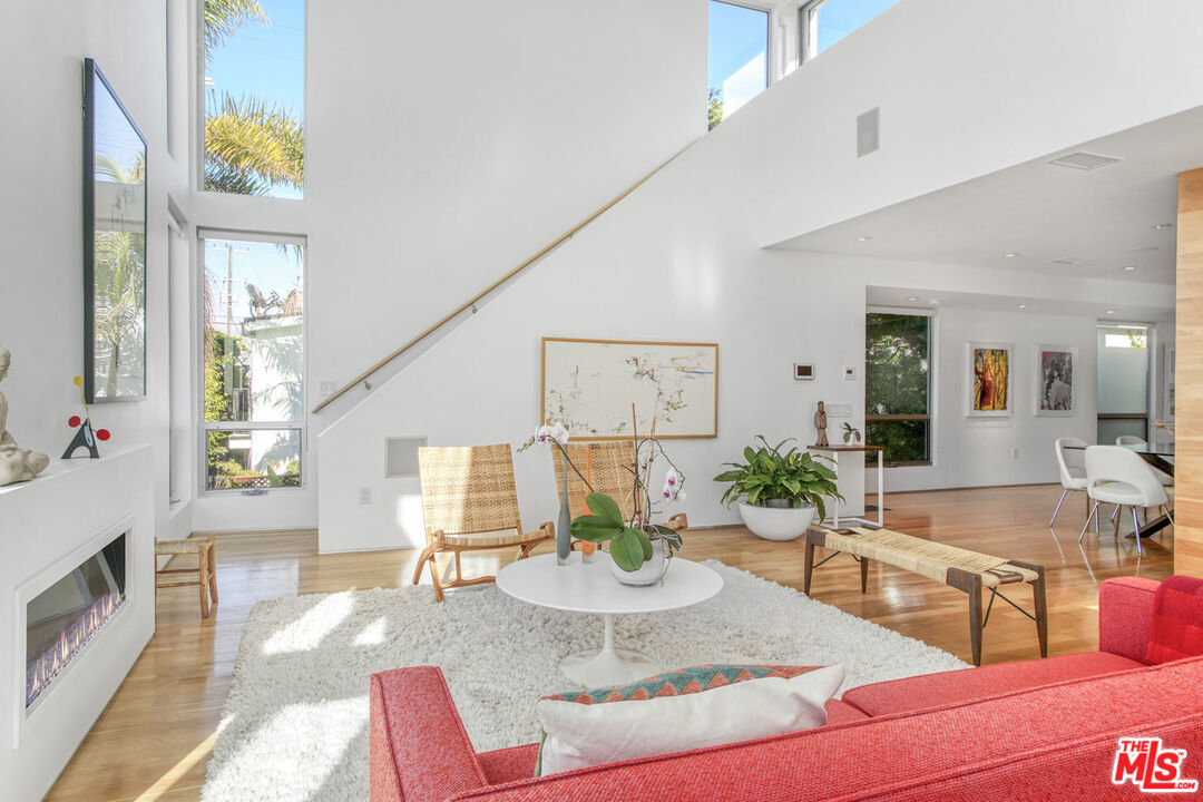 Condominium, 34 Venice blvd, Venice, CA 90291 - 1