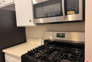 Condominium, 18645 Hatteras st, Tarzana, CA 91356 - 5