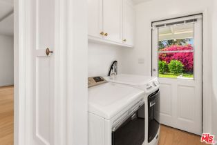 Single Family Residence, 22021 Celes st, Woodland Hills, CA 91364 - 32