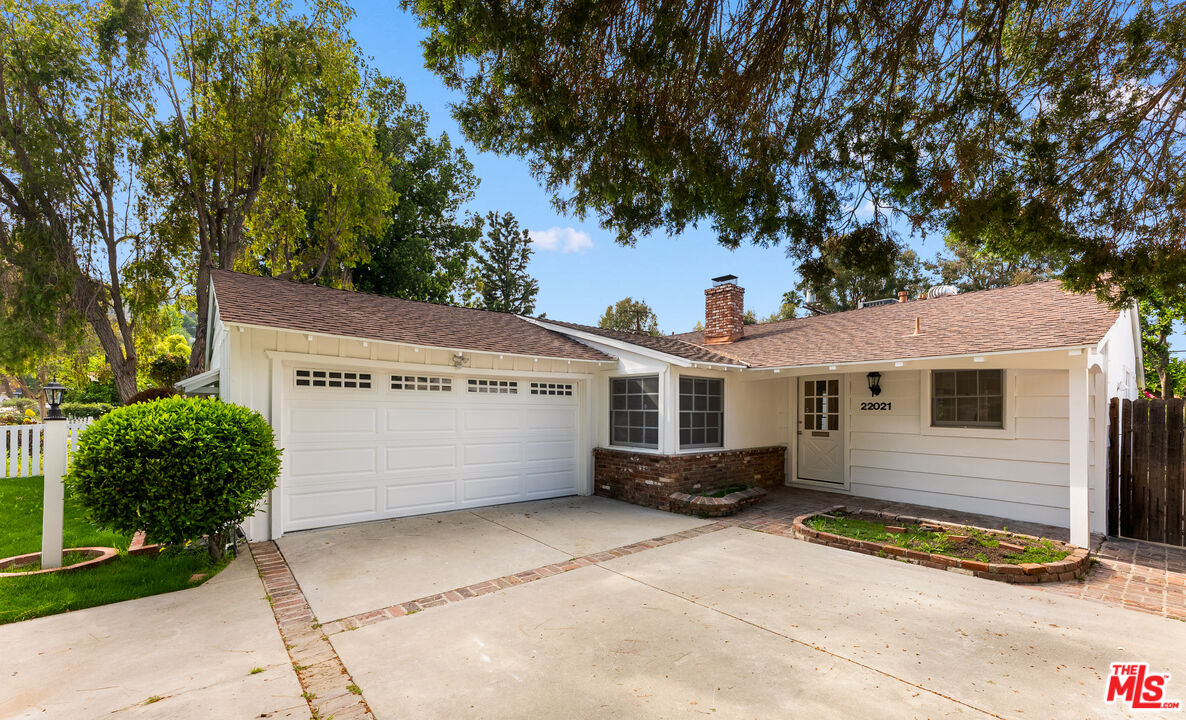 Single Family Residence, 22021 Celes st, Woodland Hills, CA 91364 - 1
