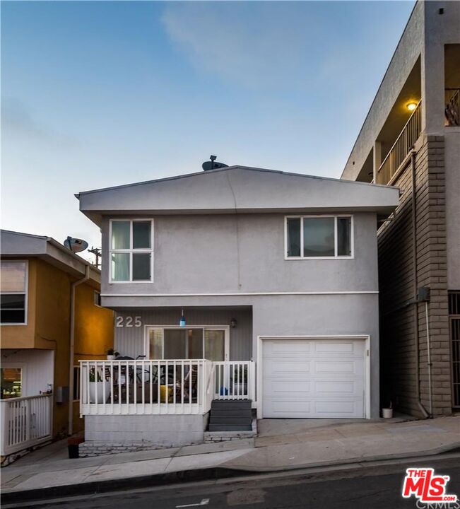 Residential Income, 225 Rosecrans ave, Manhattan Beach, CA 90266 - 1