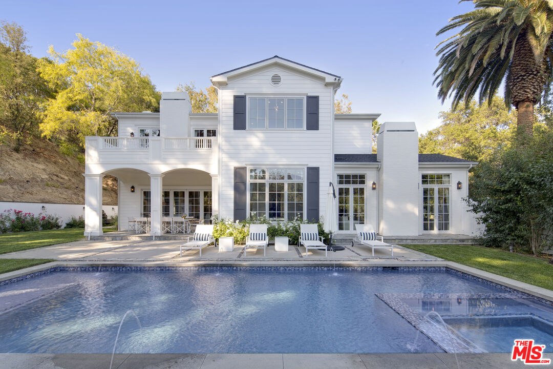 , 3815 Valley Meadow rd, Encino, CA 91436 - 1