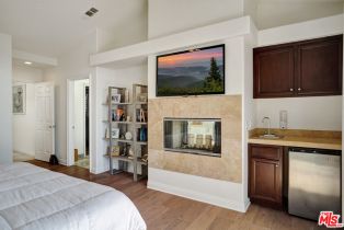 Condominium, 6432 Lunita rd, Malibu, CA 90265 - 25