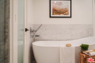 Condominium, 318 Maple dr, Beverly Hills, CA 90210 - 9