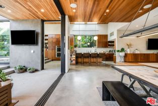 Single Family Residence, 1385 Palms blvd, Venice, CA 90291 - 9