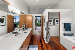 Single Family Residence, 1659 Waynecrest dr, Beverly Hills, CA 90210 - 13