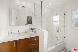 Single Family Residence, 2212 Navy st, Santa Monica, CA 90405 - 16