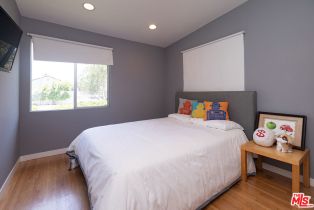 Single Family Residence, 17119 Bullock st, Encino, CA 91316 - 23