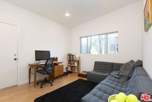 Single Family Residence, 17119 Bullock st, Encino, CA 91316 - 14