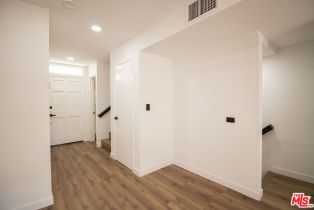 Condominium, 1132 19th st, Santa Monica, CA 90403 - 4