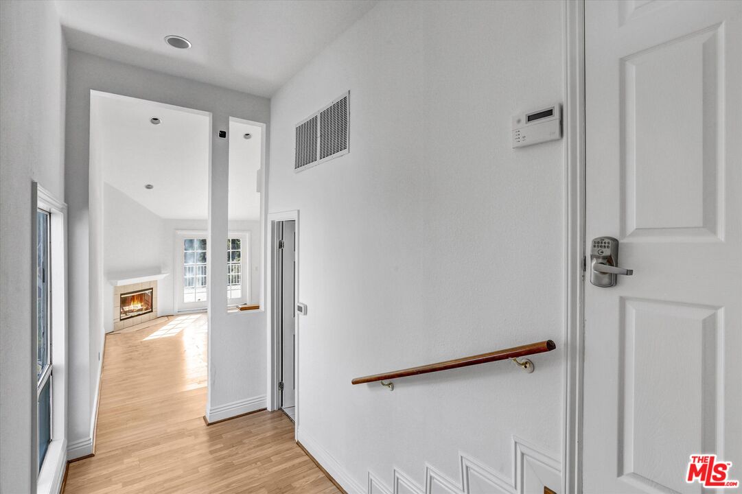 Single Family Residence, 21662 Wo He Lo trl, Chatsworth, CA 91311 - 1