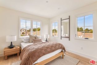 Single Family Residence, 2455 23rd st, Santa Monica, CA 90405 - 73