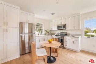 Single Family Residence, 2455 23rd st, Santa Monica, CA 90405 - 70