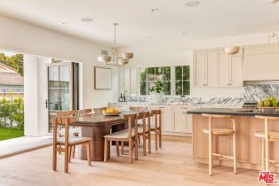 Single Family Residence, 2455 23rd st, Santa Monica, CA 90405 - 21