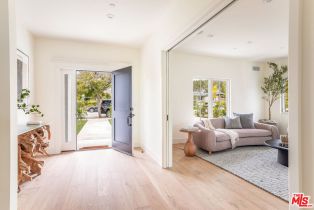 Single Family Residence, 2455 23rd st, Santa Monica, CA 90405 - 8