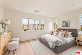Single Family Residence, 2455 23rd st, Santa Monica, CA 90405 - 52