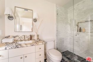 Single Family Residence, 2455 23rd st, Santa Monica, CA 90405 - 53