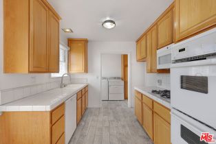 Single Family Residence, 10746 Cranks rd, Culver City, CA 90230 - 9