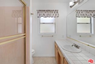 Single Family Residence, 10746 Cranks rd, Culver City, CA 90230 - 16