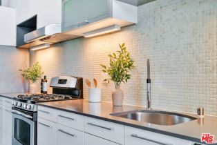 Condominium, 4115 Glencoe ave, Marina Del Rey, CA 90292 - 9