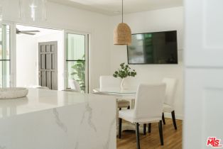 Single Family Residence, 4800 Mary Ellen ave, Sherman Oaks, CA 91423 - 12