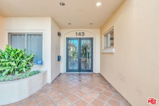 Condominium, 143 Arnaz dr, Beverly Hills, CA 90211 - 3