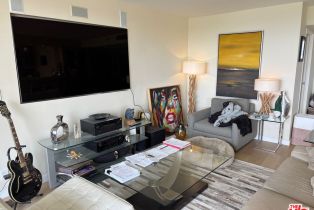 Condominium, 201 Ocean Ave., Santa Monica, CA 90402 - 8