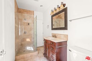 , 3962 OAKFIELD dr, Sherman Oaks, CA 91423 - 37