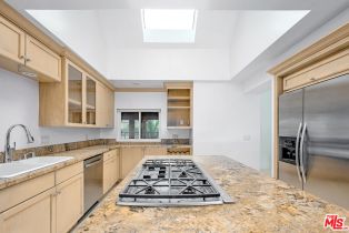 Condominium, 4250 Via Dolce, Marina Del Rey, CA 90292 - 11