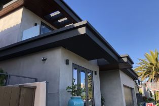 Single Family Residence, 1625 18th st, Manhattan Beach, CA 90266 - 2