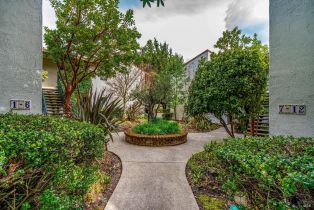 Condominium, 225 2nd St E #10, Sonoma, CA  Sonoma, CA 95476