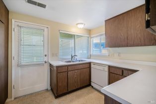 Single Family Residence,  Aspen Meadows circle, Santa Rosa, CA 95409 - 13