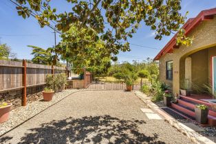 Single Family Residence,  Coombsville road, Napa, CA 94558 - 8