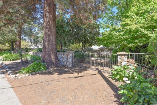 Residential Lease, 2040 Redwood St, Napa, CA  Napa, CA 94558