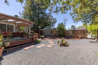 Single Family Residence,  Rosina court, Windsor, CA 95492 - 30