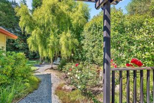 Single Family Residence,  Village Oaks court, Healdsburg, CA 95448 - 30