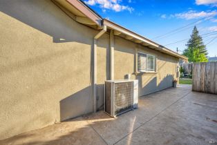 Single Family Residence,  Lassen street, Napa, CA 94558 - 49