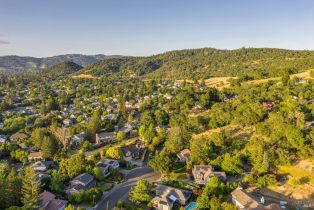 Single Family Residence,  Santa Rosita court, Santa Rosa, CA 95405 - 56